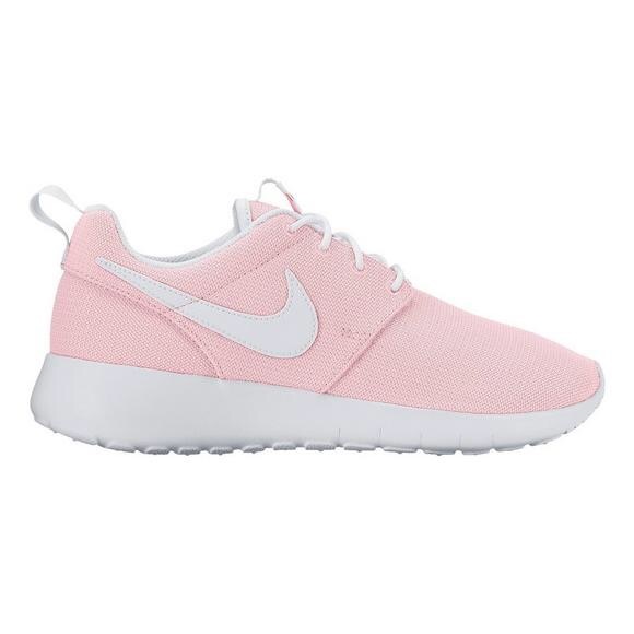 pink roshe shoes